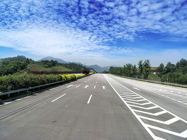 瀏陽(yáng)蕉溪嶺至黃花機(jī)場(chǎng)公路瀏陽(yáng)段二期工程（金陽(yáng)大道）